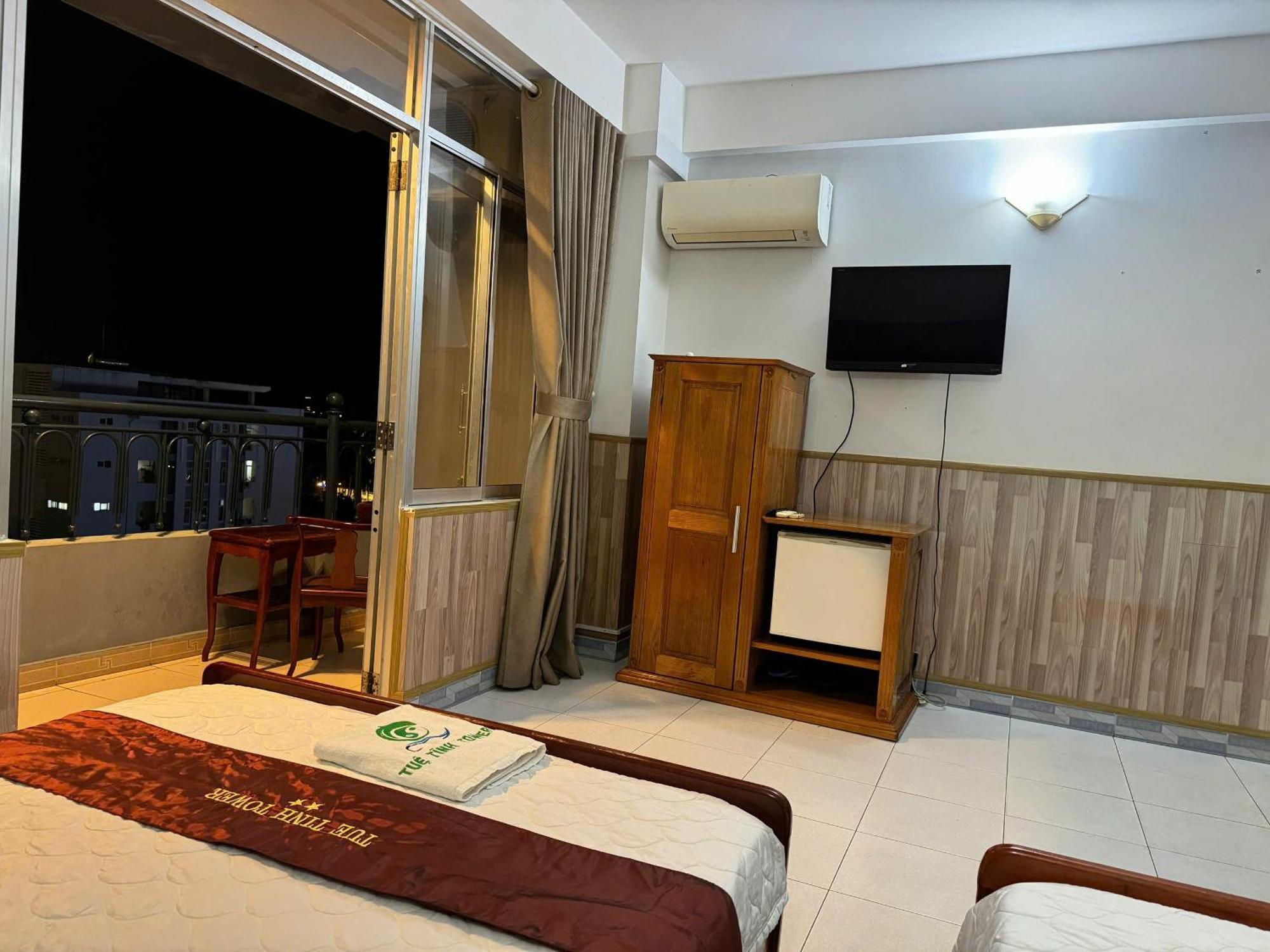 Tue Tinh Hotel Nha Trang Buitenkant foto
