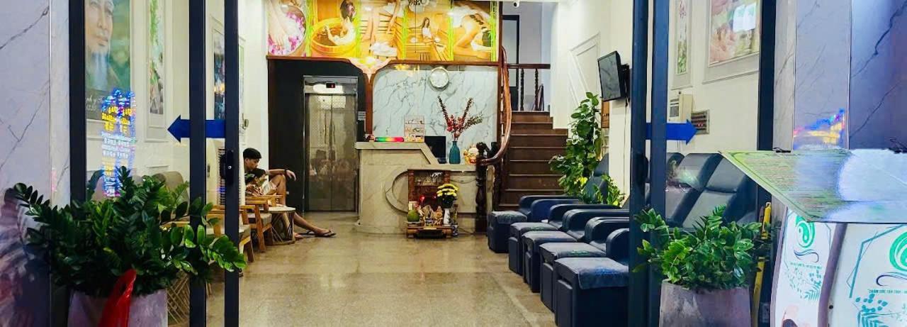 Tue Tinh Hotel Nha Trang Buitenkant foto