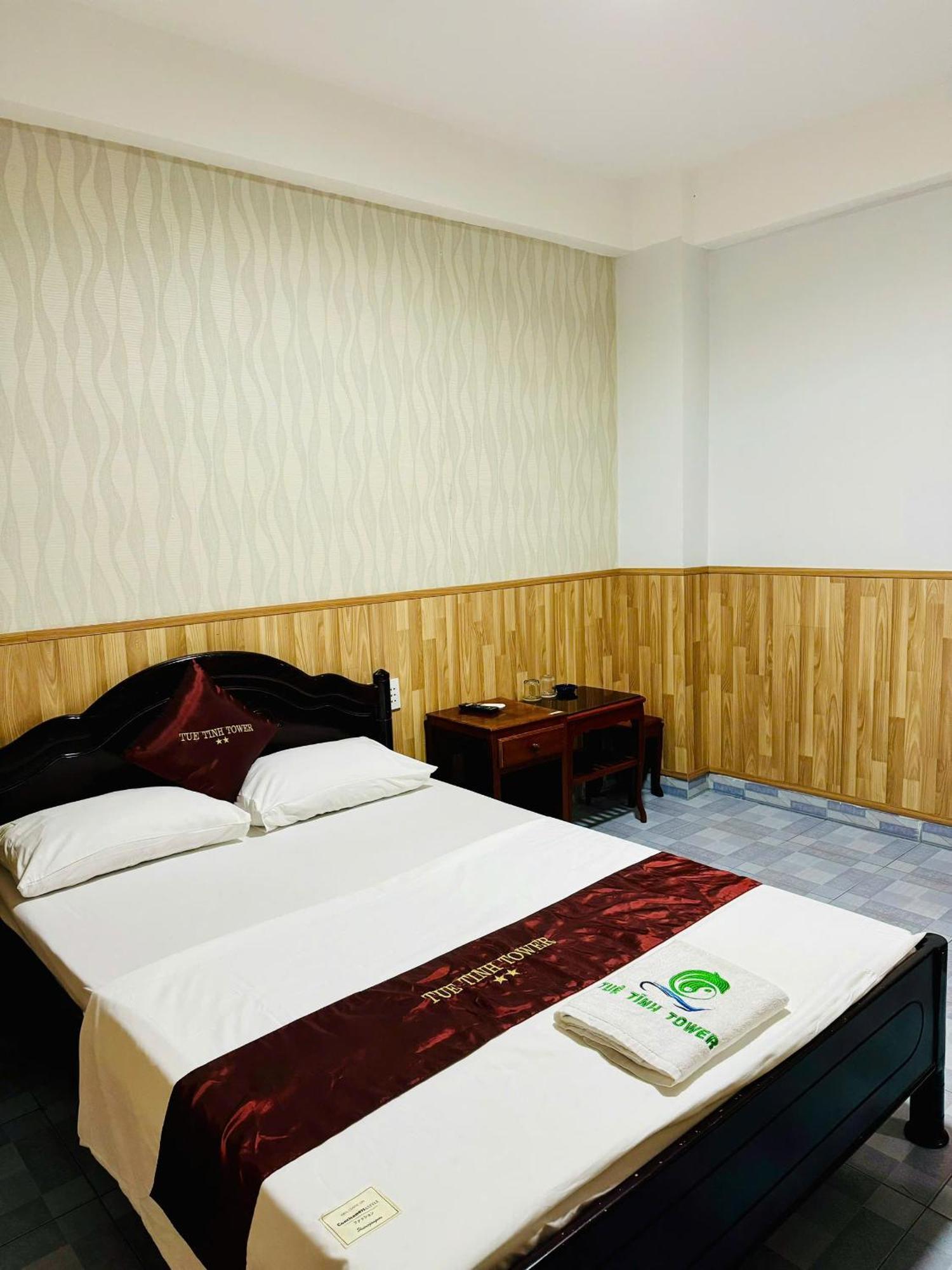 Tue Tinh Hotel Nha Trang Buitenkant foto